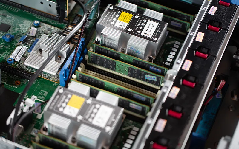 هاست آسمان آبی میزبان فا